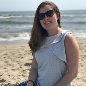 Meet your Posher, Maria